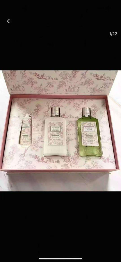 Dior
Jo malone
Set

90 dhs

Zain24
🌸🌸🌸