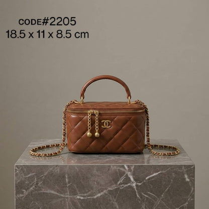 Chanel ᴠᴀɴɪᴛʏ ʙᴀɢ
ᴄʜᴀɪɴ ᴄʀᴏss ʙᴏᴅʏ ʙᴀɢ
ᴡɪᴛʜ ᴄɪʀᴄʟᴇ ᴄʜᴀɪɴ ʟᴏᴄᴋ
ɢᴏʟᴅ ʜᴀʀᴅᴡᴀʀᴇ
ᴄʜᴀɪɴ ʙᴇʟᴛ sᴛʀᴀᴘ 
sɪᴢᴇ: 18 cm
ᴡɪᴛʜ BOX

70 dhs✅

Zain31
♥️♥️♥️