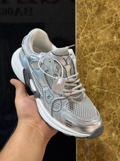 LV

size 36 to 41

110 dhs🇦🇪🇦🇪

Zain146
♥️♥️♥️