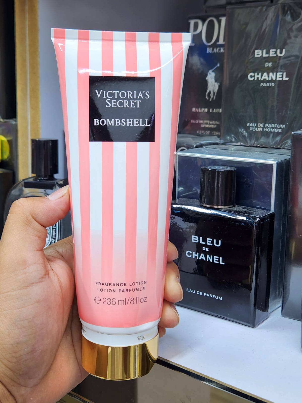 Victoria Secret 
Mist + Lotion
20 dhs❣️
10 Pcs Mix 110 dhs❣️

Zain87
♥️♥️♥️