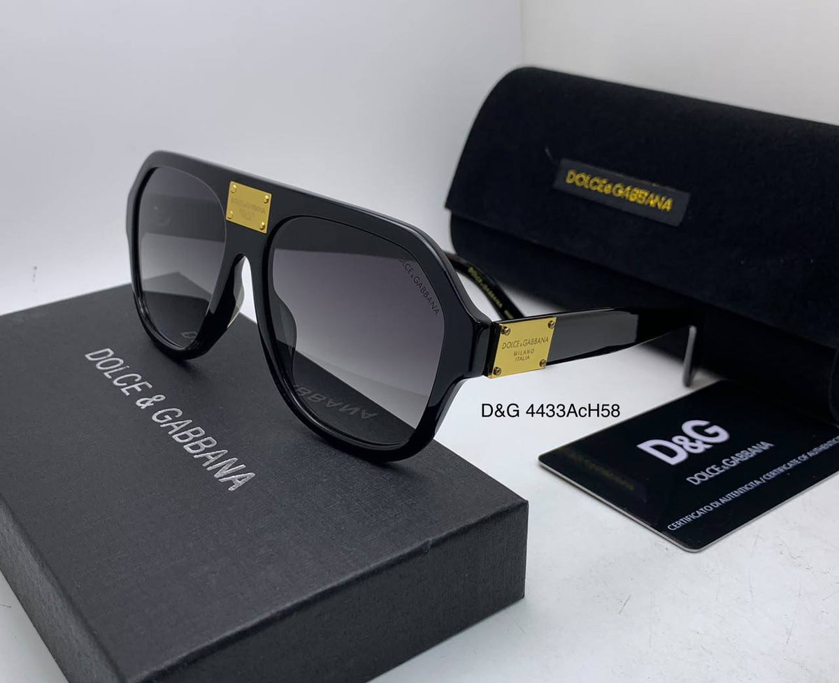 Ladies sunglasses 

master quality 
200 dhs🇦🇪🇦🇪

Zain126
♥️♥️♥️