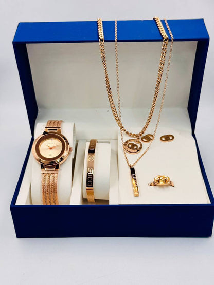 Ladies set 
with box 
🎁🎁🎁

90 dhs✅

Zain08
♥️♥️♥️
