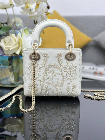 DIOR ✨💕✨
💯
SuperMaster Quality 🔥🔥
Available Now ❤️❤️❤️
For Price 👇 WhatsApp✅
0568585901 
0507557372
0552275751 Owner Zain 👌

Zain121
♥️♥️♥️