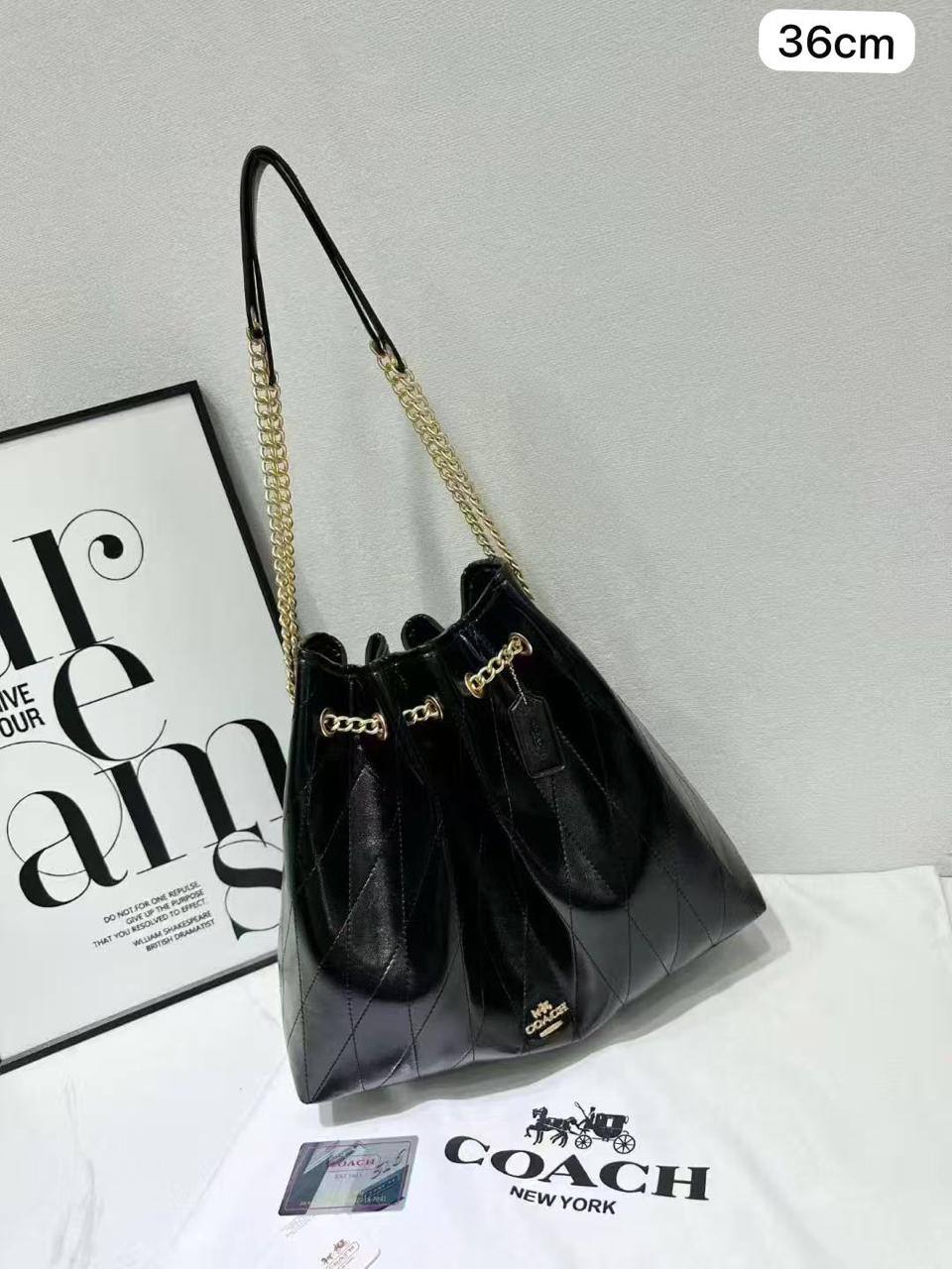 💖 Coach Evelyn
1️⃣ First quality
Size : 36 * 32 cm
100 dhs🇦🇪🇦🇪

Zain115
♥️♥️♥️