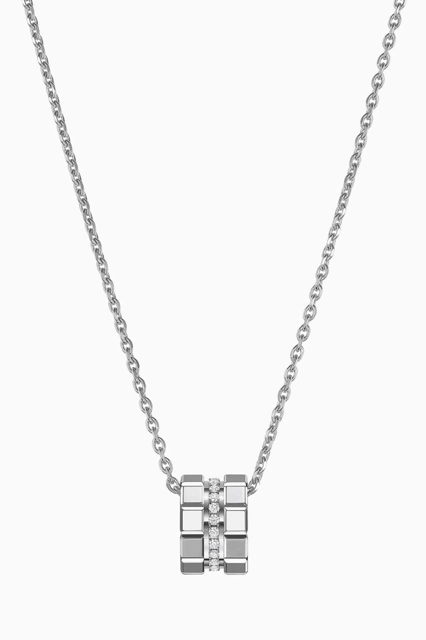 CHOPARD ❤️‍🔥*
Necklace 
Master quality 💯
With normal boxes 🗃️ 
50 dhs✅
With master box 📦 
120 dhs✅

Zain216
♥️♥️♥️