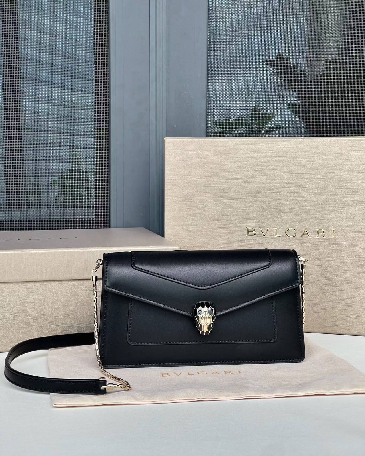 Bvlgari
Mastser✅✅
360 dhs🇦🇪🇦🇪

Zain153
♥️♥️♥️