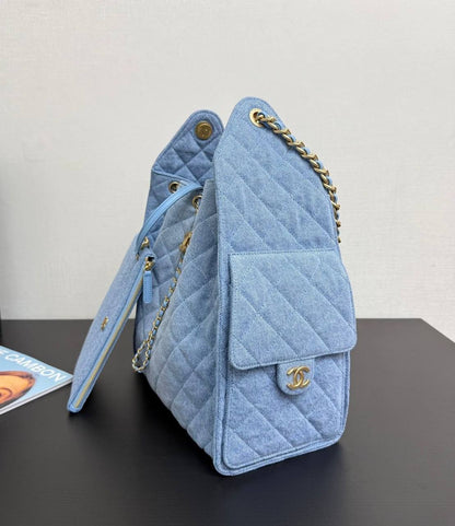 CHANEL 
COPY ONE 
BIG SIZE 230 DHS✅
SMALL SIZE 220 DHS✅

SMALL SIZE WITHOUT POUCH

Zain39
♥️♥️♥️