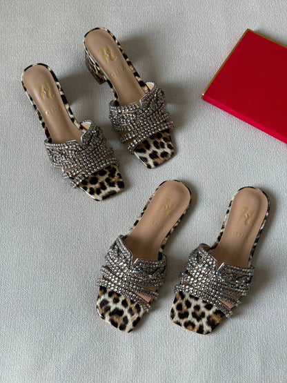 Gina
Super Master 
Size 36 to 41
450 dhs✅

Zain288
♥️♥️♥️