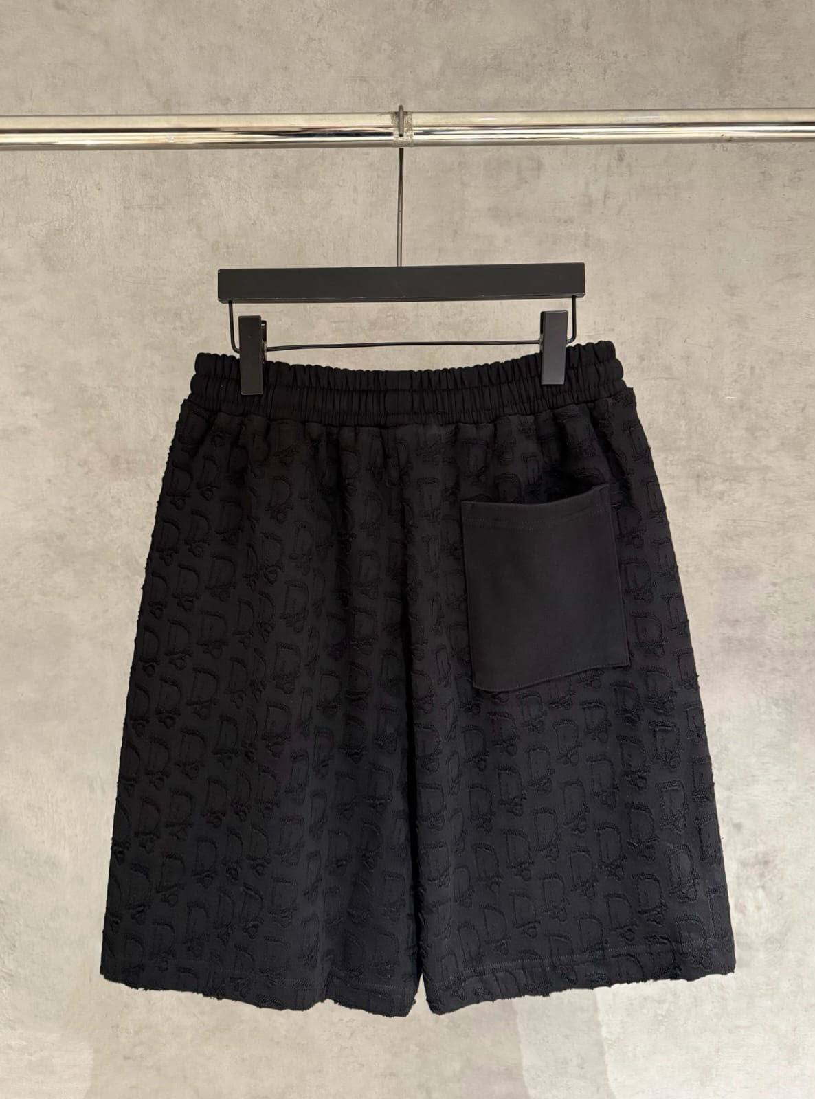 DIOR

Super Master quality

Sizes:S M L XL 2XL

320 dhs🇦🇪🇦🇪

Zain330
♥️♥️♥️
