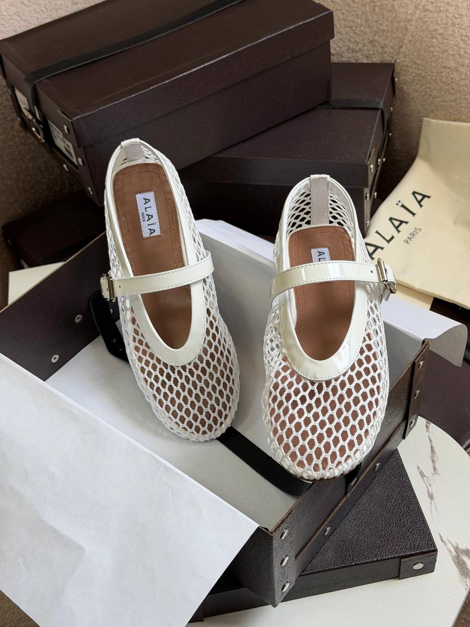 Alaia
𝐏𝐀𝐑𝐈𝐒
𝐕𝐈𝐏 𝐐𝐔𝐀𝐋𝐈𝐓𝐘
𝐒𝐈𝐙𝐄 {36 to 41} 
450 dhs✅

Zain81
♥️♥️♥️