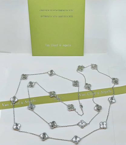 Vca long necklace

180 dhs

Zain122
♥️♥️♥️