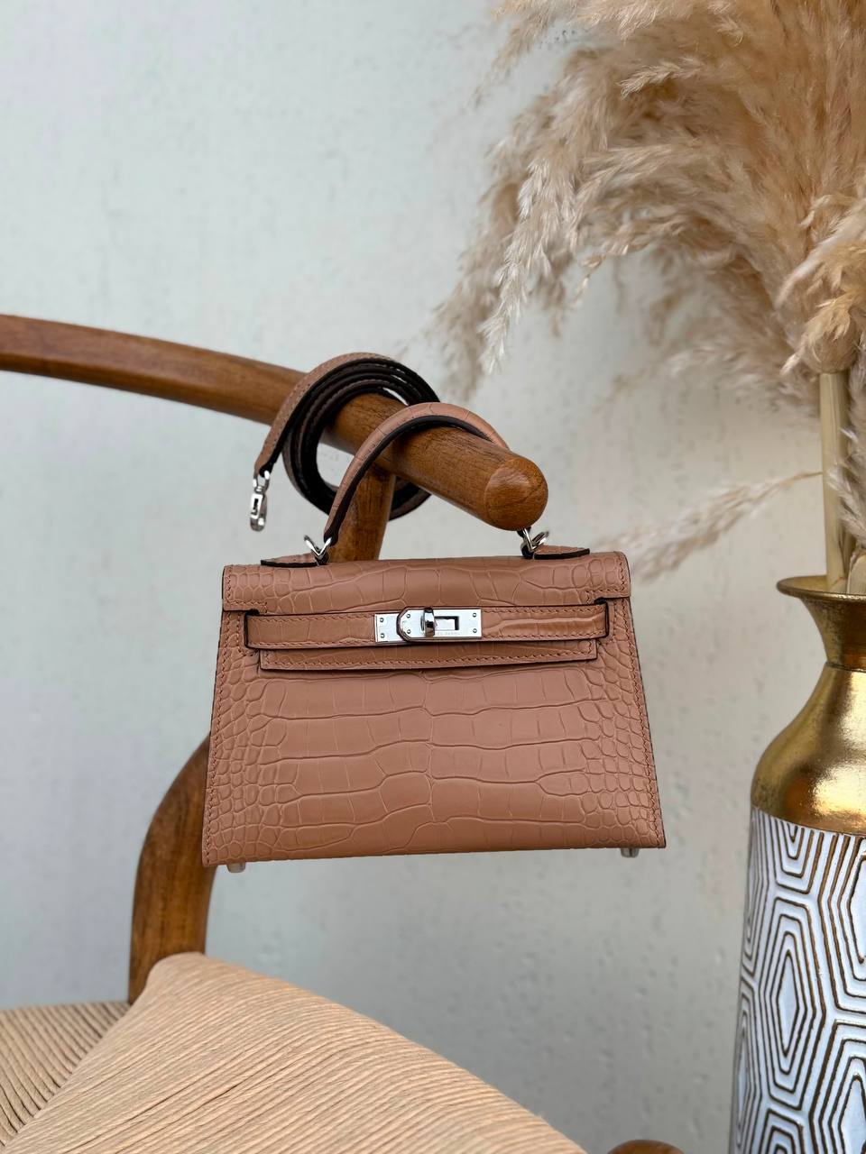 HERMES
19cm
360 dhs🇦🇪🇦🇪
Top quality 
With box🎁

Zain167
♥️♥️♥️