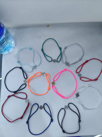 Bracelet
10 dhs✅

Zain25
♥️♥️♥️