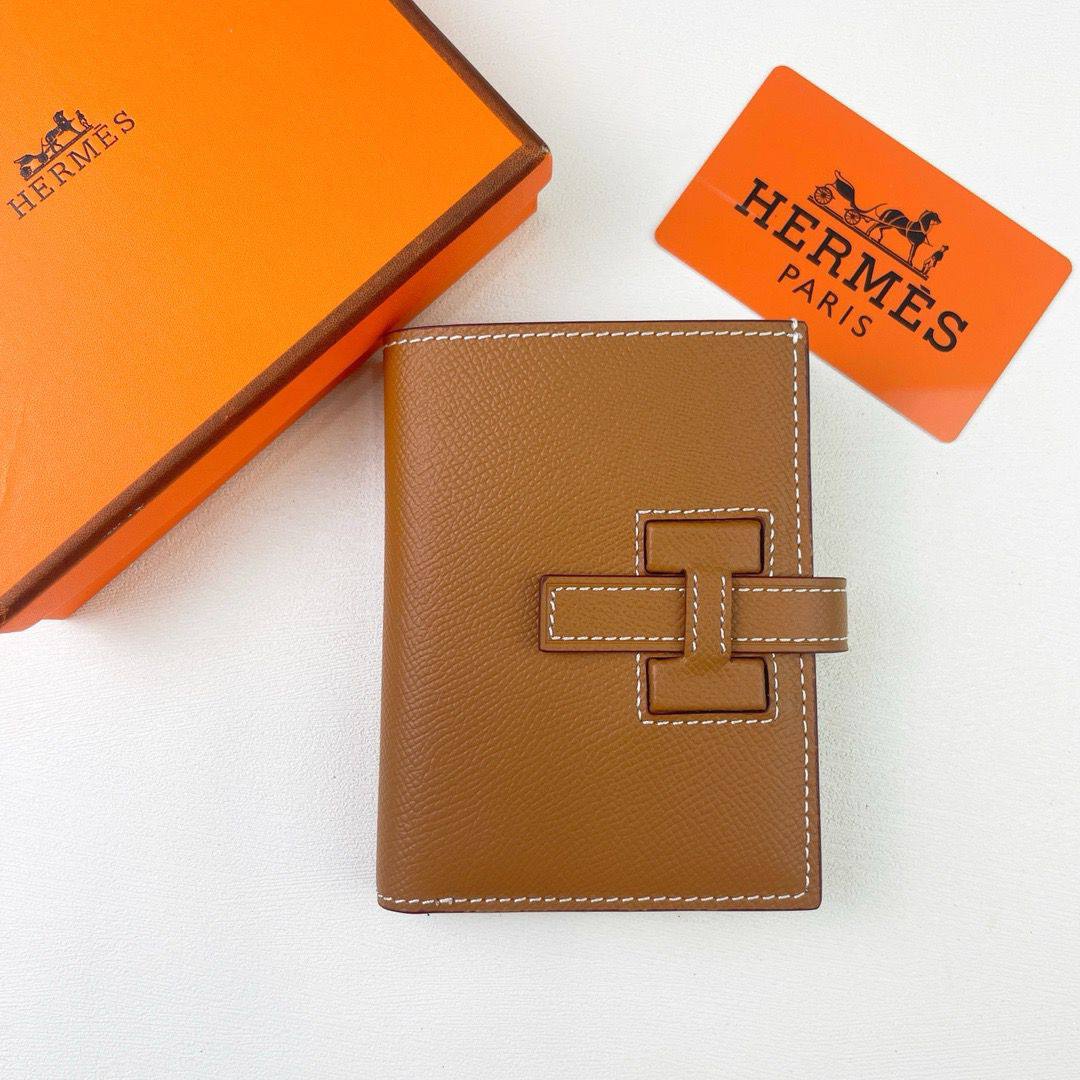 💝  Hermes 💝
💝*master quality*💝
280 dhs✅

Zain275
♥️♥️♥️