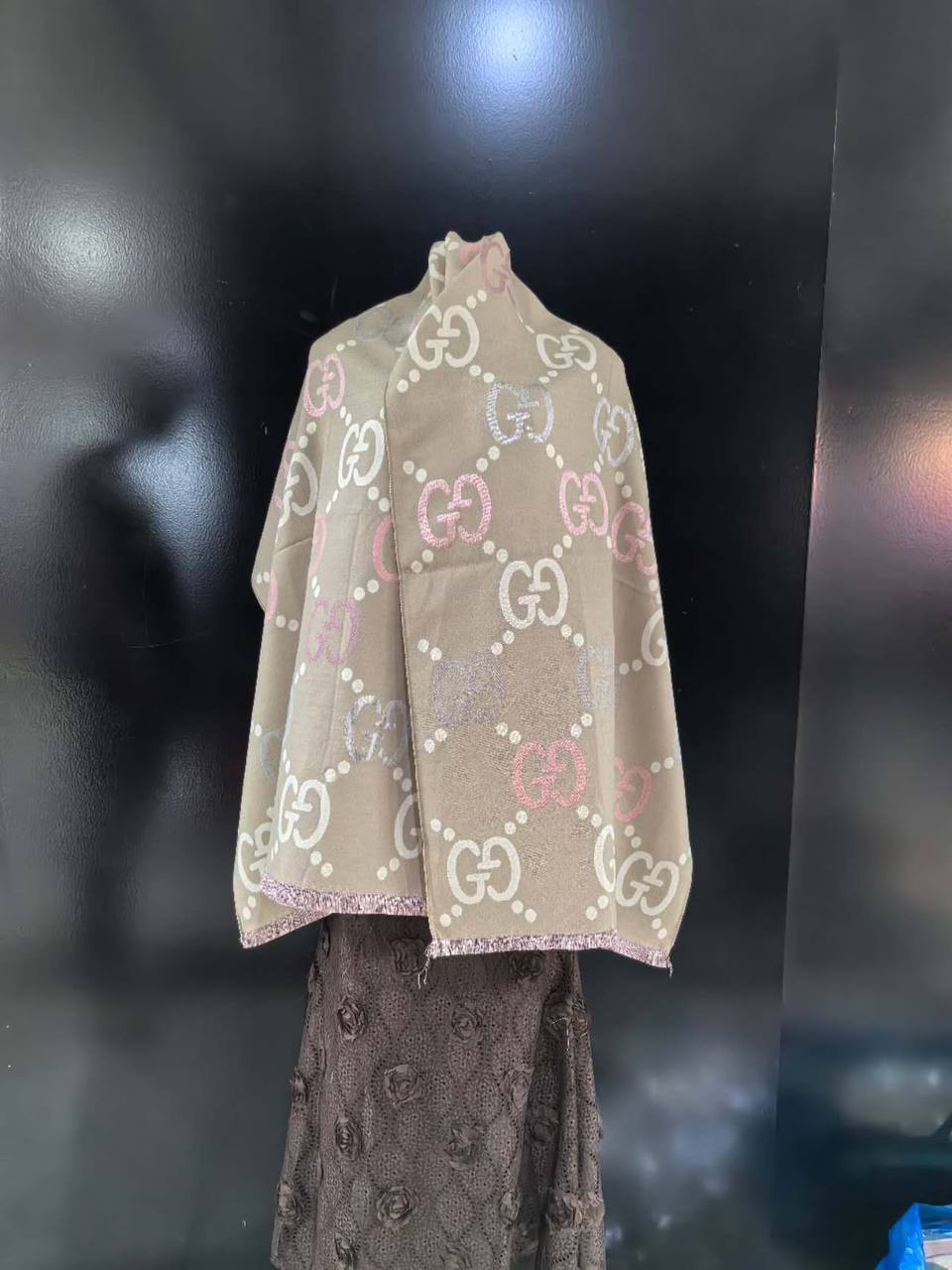 Good quality 
Scarf 
45 dhs🇦🇪🇦🇪

Zain295
♥️♥️♥️