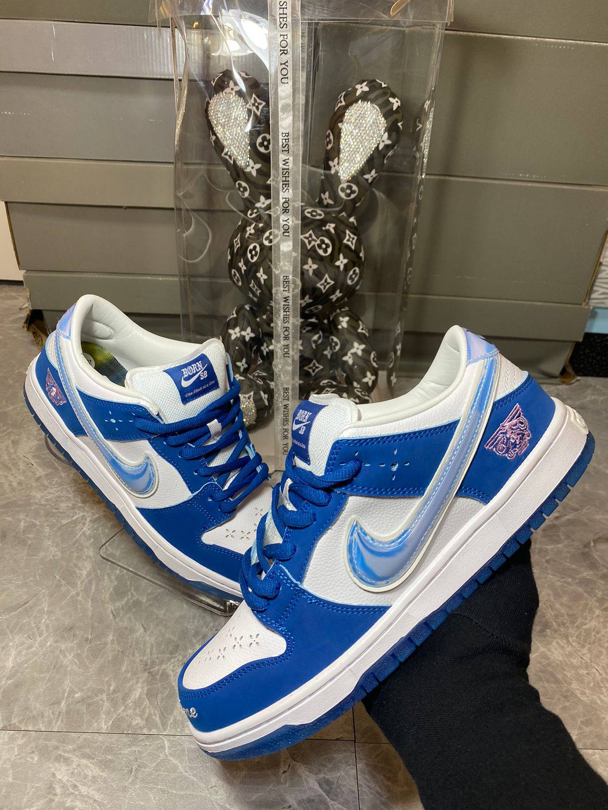Nike SB Dunk Low "Born x Raised"💙
36-45 AVAILABLE 🤩
240 dhs🌺

Zain242
♥️♥️♥️