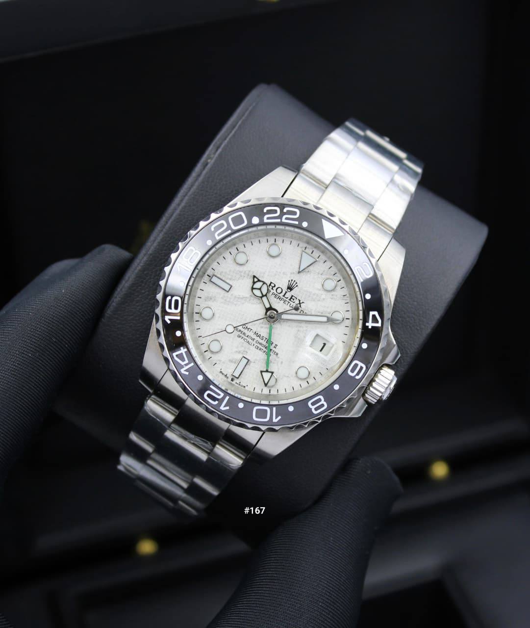 ROLEX FOR MEN AUTOMATIC 41MM

180 dhs🪙🌨️

Zain58
♥️♥️♥️