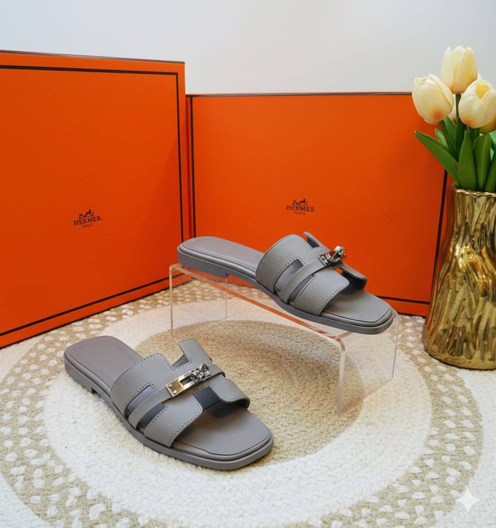 Hermes 

Size 36-42
95 dhs 

Zain57
♥️♥️♥️