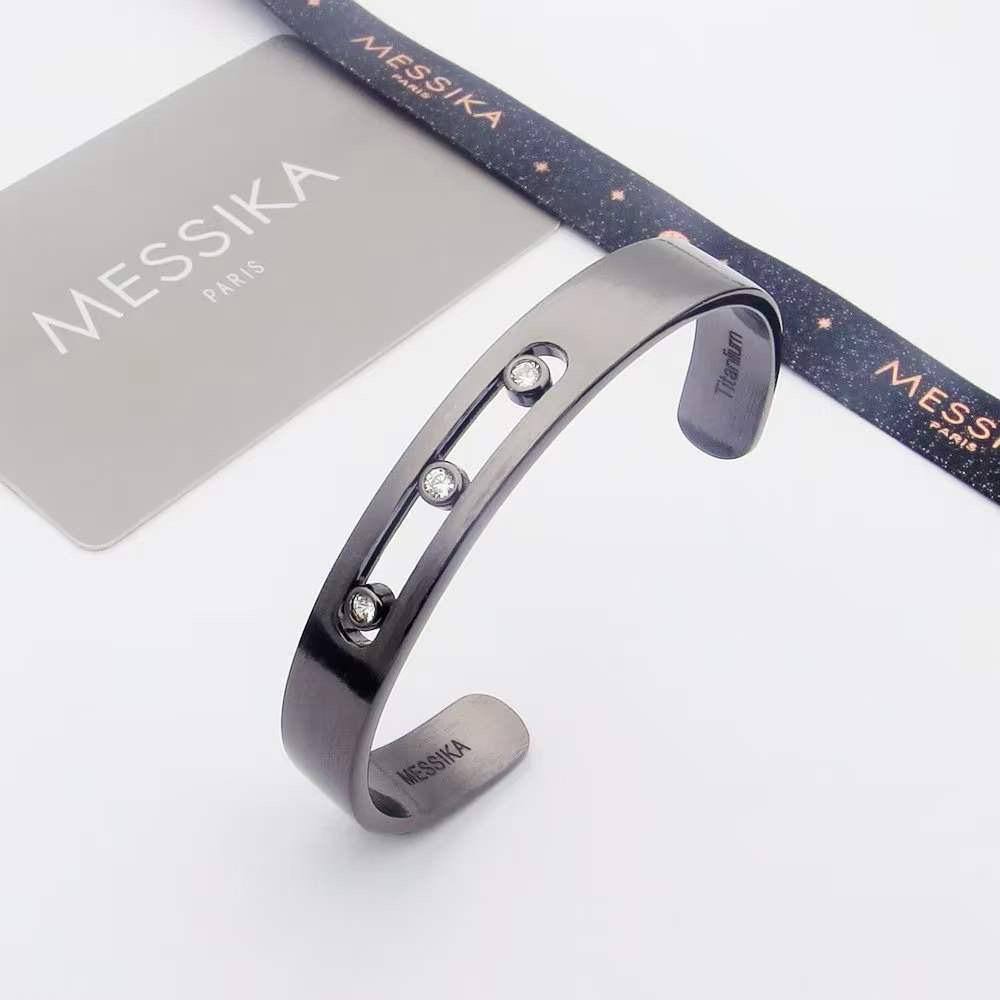 MESSIKA
BANGLE
MASTER💫✨⭐

55 dhs🌺 
With Box And Paper BAG 🛍️🎁

100 dhs🌺
With Good Box And Paper BAG 

🎁🎁🎁

Zain89
♥️♥️♥️