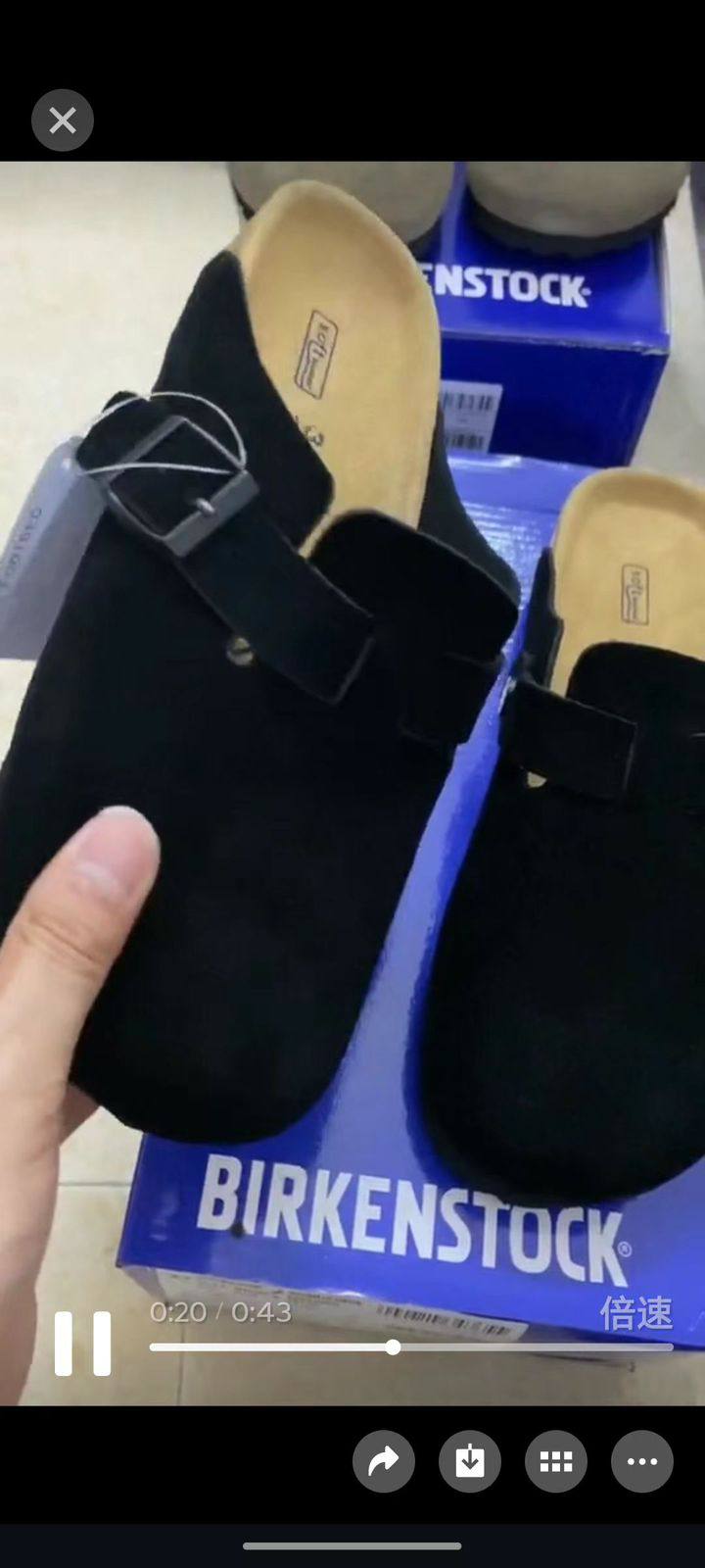 Birkenstock
Size 36-46 
110 dhs❣️

Zain132
♥️♥️♥️