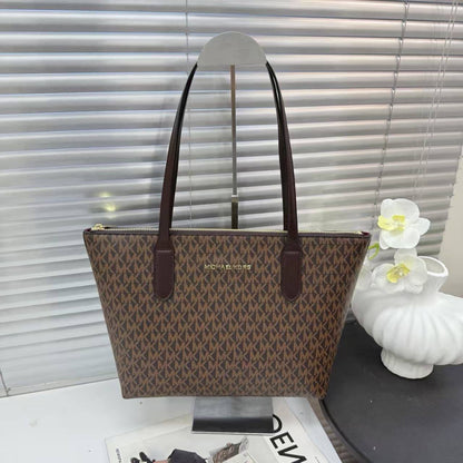 Fendi - MCM - MK
Offer
75 dhs🇦🇪🇦🇪

Zain232
♥️♥️♥️