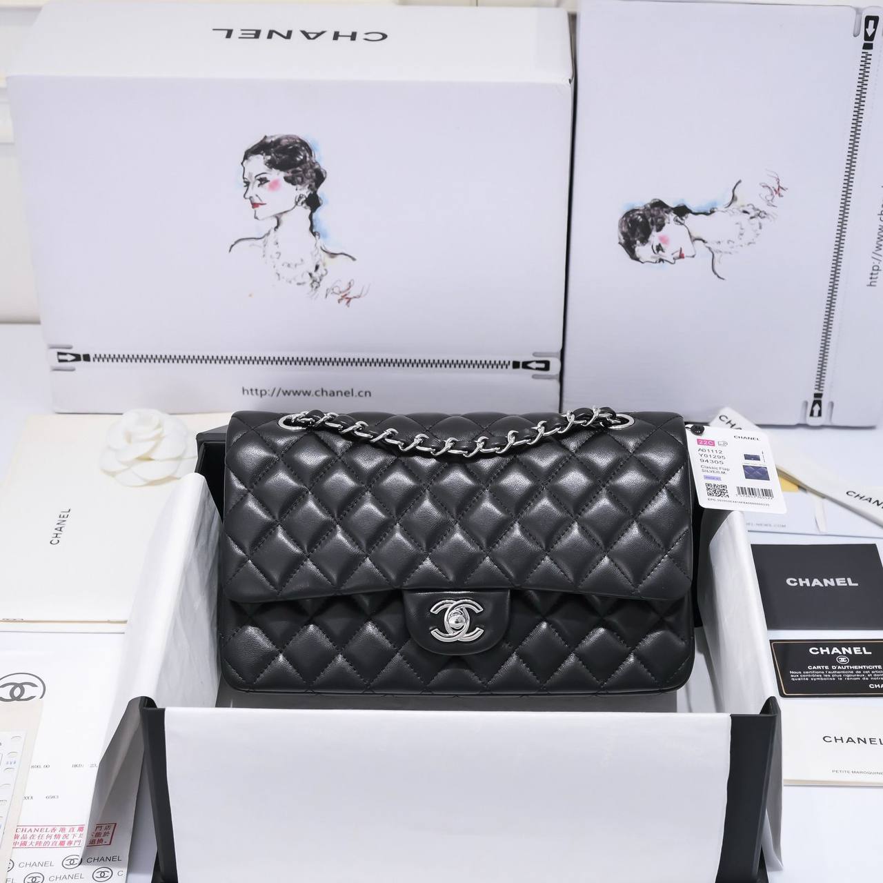 Chanel Master
25cm 💕💕270 dhs🪙💕
30cm 💕💕300 dhs🪙💕

Zain228
♥️♥️♥️