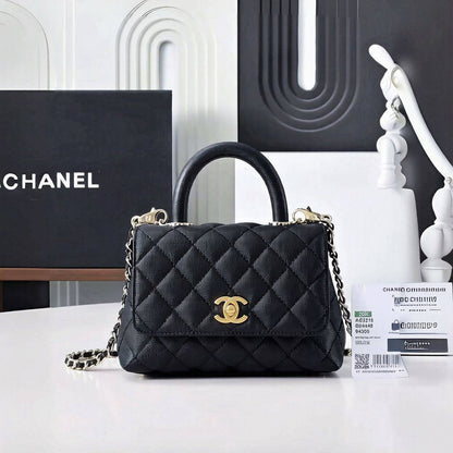 CHANEL 
 GOOD QUALITY 
WITH MAGNETS BOX 🎁

110 dhs✅

Zain39
♥️♥️♥️