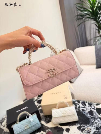Chanel 💕💕 Master
19cm🫶🏼 260 dhs❣️
with Box 🗃️

Zain228
♥️♥️♥️