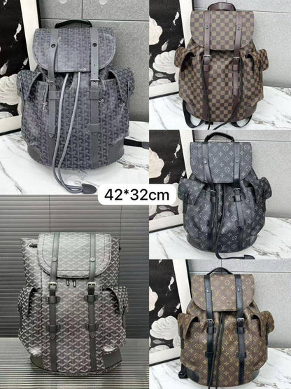 🎒 Goyar / LV backpack 
 1️⃣ First quality 
Size : 42 * 32 * 13 cm
100 dhs✅

Zain115
♥️♥️♥️