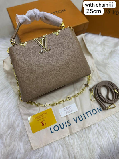 🌈 Gucci / LV Capucenis 
1️⃣ First quality +🎁
Size : 27 ~ 23 cm
90 dhs🇦🇪
 with box🎁

Zain115
♥️♥️♥️