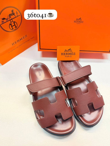 Hermes unisex
Size 36to41
Size 42to45
95 dhs✅

Zain236
♥️♥️♥️