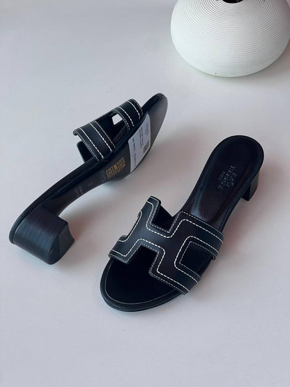 Hermes 🖤🤎🩶
Size 36-41
_Super master high quality_🪡
410 dhs✅

Zain176
♥️♥️♥️