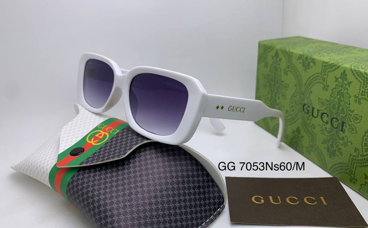 Gucci
70 dhs✅

Zain126
♥️♥️♥️
