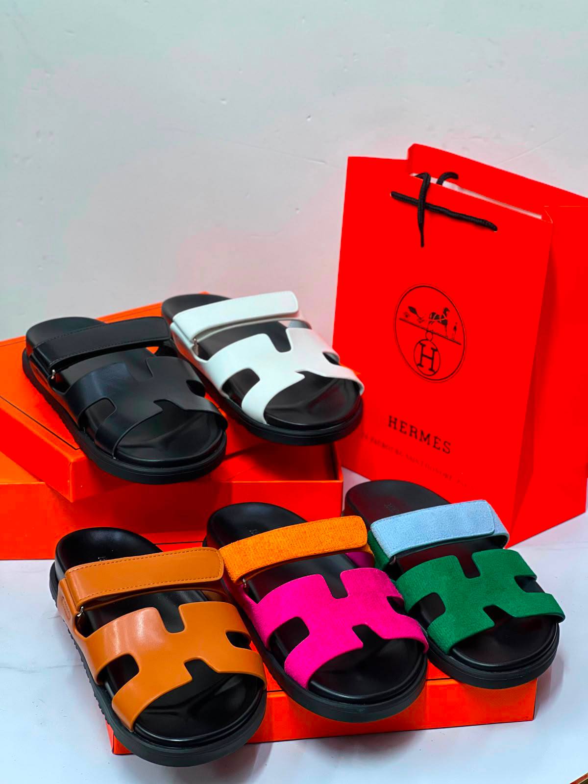 Hermes 
Size 36-41 
90 dhs✅

Zain21
♥️♥️♥️