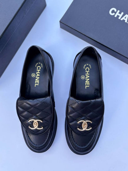 Chanel
130 dhs🪙🌨️
Size 36-41

Zain55
♥️♥️♥️