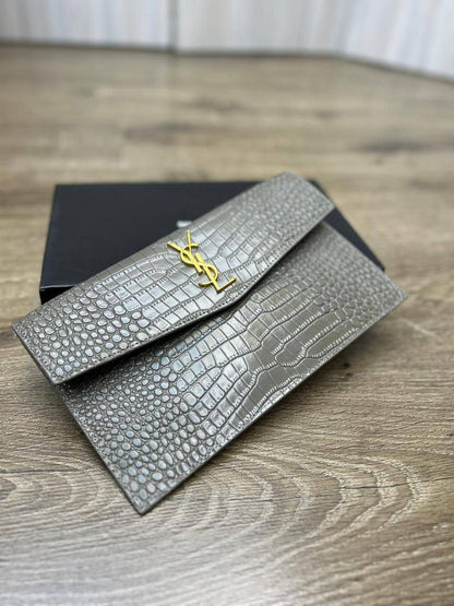 Ysl

240 dhs🇦🇪🇦🇪

Zain153
♥️♥️♥️