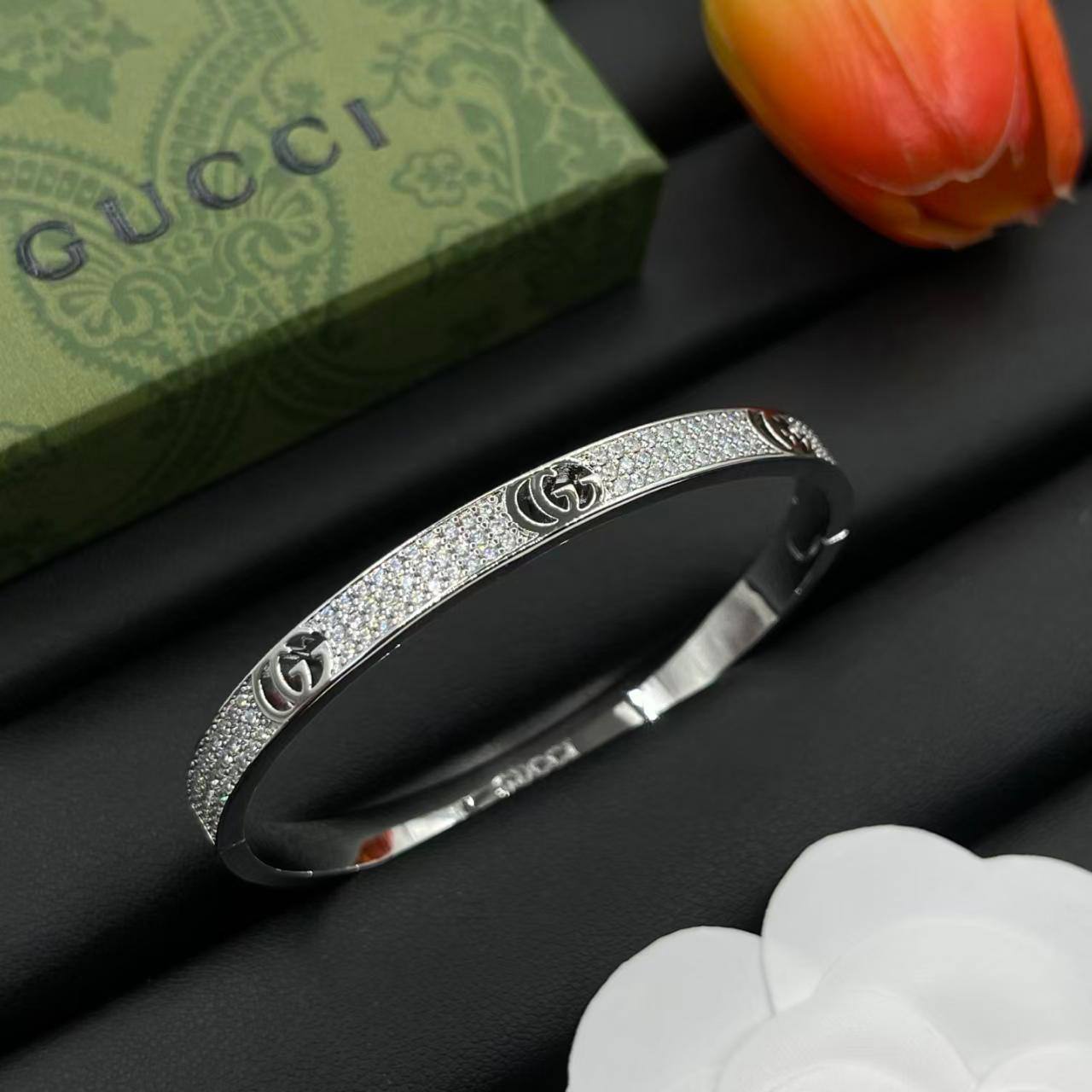 Gucci Bangle* 🌺
Master Quality 

65 dhs🪙🌨️
normal box 📦

Zain48
♥️♥️♥️