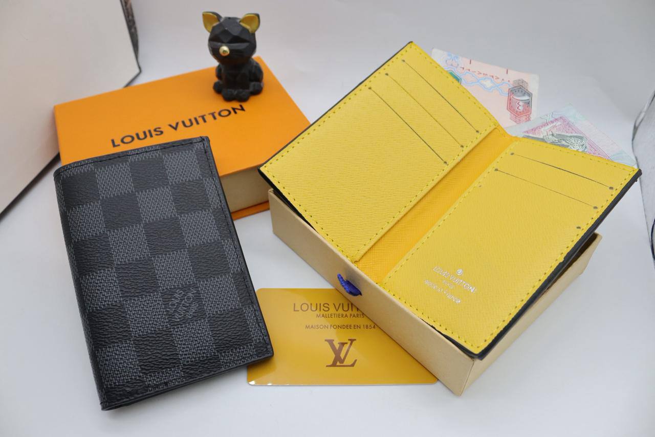 LV Wallet
60 dhs💓

Zain33
♥️♥️♥️
