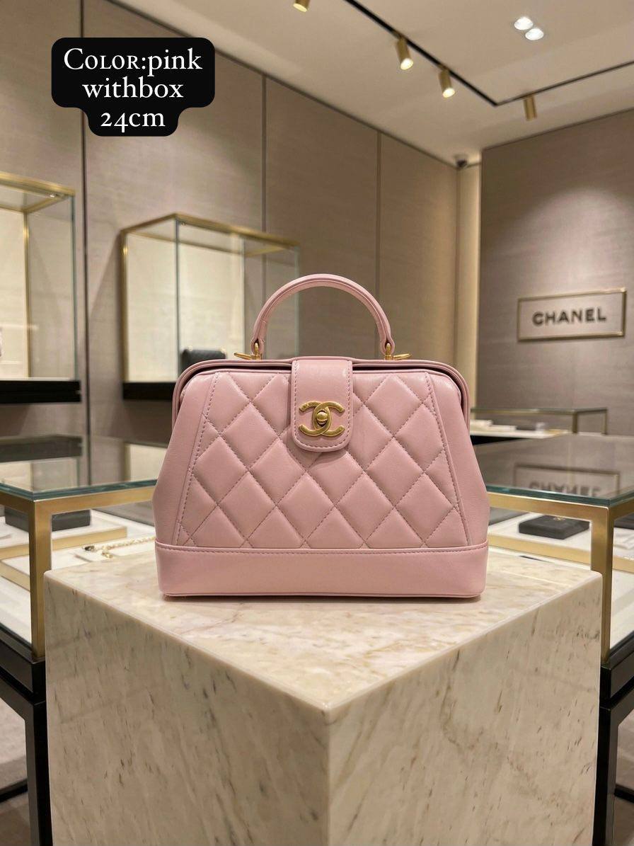 Chanel 𝟐𝟒ᴀ ᴅᴏᴄᴛᴏʀ ʙᴀɢ
Tᴏᴘ ʜᴀɴᴅʟᴇ ᴡɪᴛʜ ɢᴏʟᴅ ᴄʜᴀɪɴ
ᴡɪᴛʜʙᴏx🎁🎁🎁
Lᴀᴍʙsᴋɪɴ
Sɪᴢᴇ:𝟐𝟒ᴄᴍ
90 dhs✅

Zain56
♥️♥️♥️
