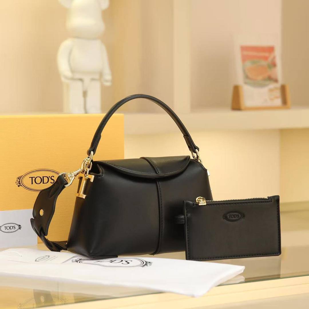 TODS

105 dhs🇦🇪🇦🇪

 each with box

Zain26
♥️♥️♥️