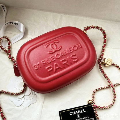 CHANEL 

COPY ONE 

WITH BOX 
🎁🎁🎁

140 dhs✅

Zain295
♥️♥️♥️