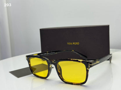 TomFord

55 DHS🇦🇪🇦🇪🇦🇪

Good quality 

Zain182
♥️♥️♥️