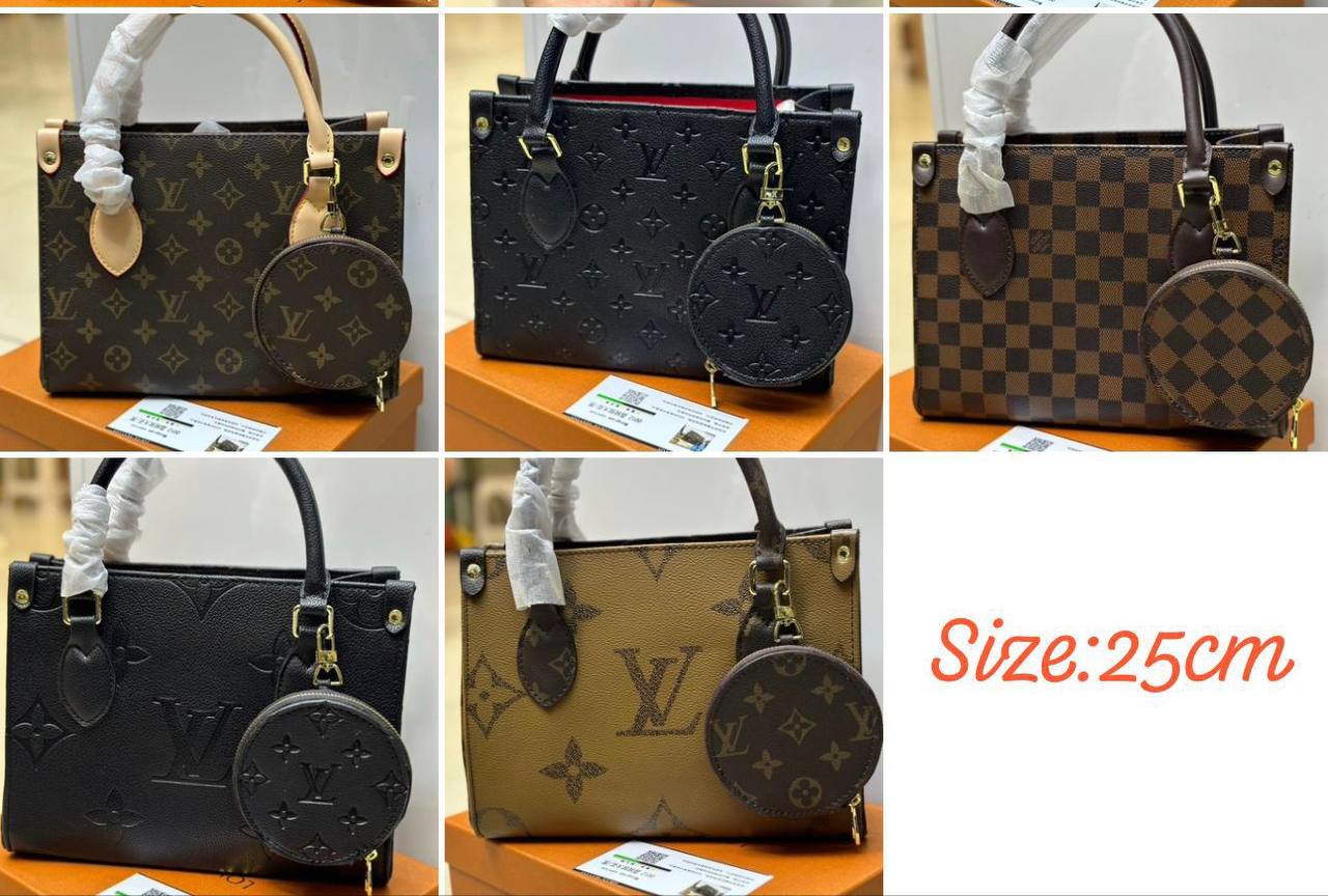 LV
Size 25cm
110 dhs✅
With box 📦

Zain70
♥️♥️♥️