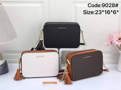 MK
High quality
With box 
🎁🎁🎁

85 dhs🪙🌨️

Zain136
♥️♥️♥️