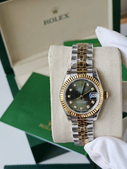 *♛ROLEX♛*
Rolex
_DATE-JUST 28MM 
Swiss Movement🇨🇭
Water Resistant 💧
Sapphire Crystal 
Super Master Quality 
With Original Box  📦🛍️
For Price 👇 WhatsApp✅
0568585901 
0507557372
0552275751 Owner Zain 👌

Zain282
♥️♥️♥️