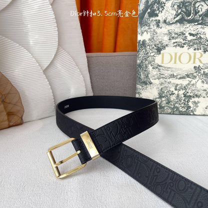 Dior

Master quality
for man
320 dhs🇦🇪🇦🇪

Zain164
♥️♥️♥️