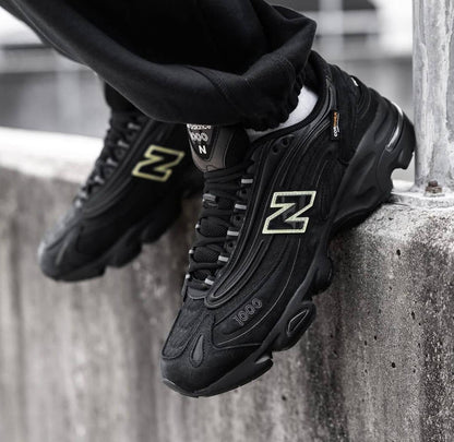New Balance 1000 Sea Salt Grey，Size 36-45 ，
250 dhs🪙🌨️

Zain18
♥️♥️♥️