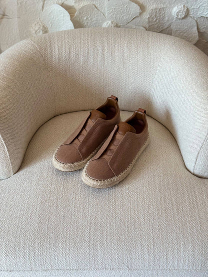 ZEGNA

AAA QUALITY

SIZE:40 to 46
500 dhs🇦🇪🇦🇪

Zain185
♥️♥️♥️