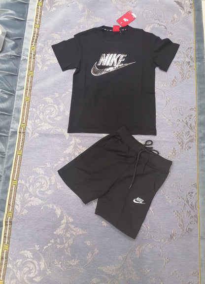 Sport Set
6 to 14 years size
75 dhs🪙🌨️

Zain27
♥️♥️♥️