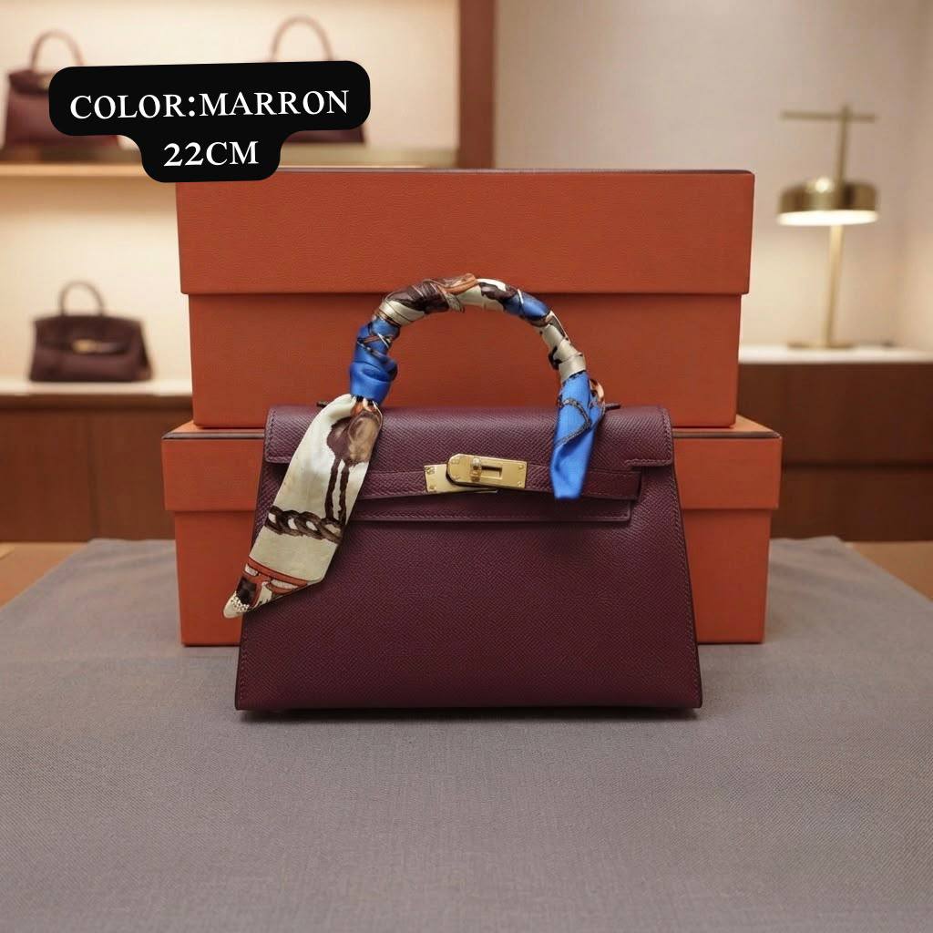 Hermes ᴋᴇʟʟʏ 
ɢᴏʟᴅ ʜᴀʀᴅᴡᴀʀᴇ
ᴡɪᴛʜʙᴏx
ʟᴇᴀᴛʜᴇʀ
sɪᴢᴇ:22ᴄᴍ
95 dhs✅

Zain56
♥️♥️♥️